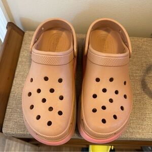CROCS Peach Clogs